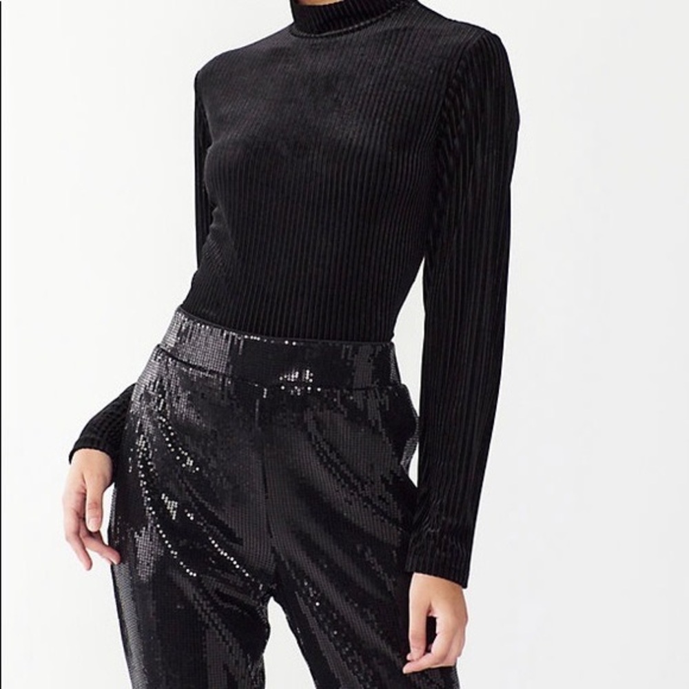 Nine West x Cara Santana